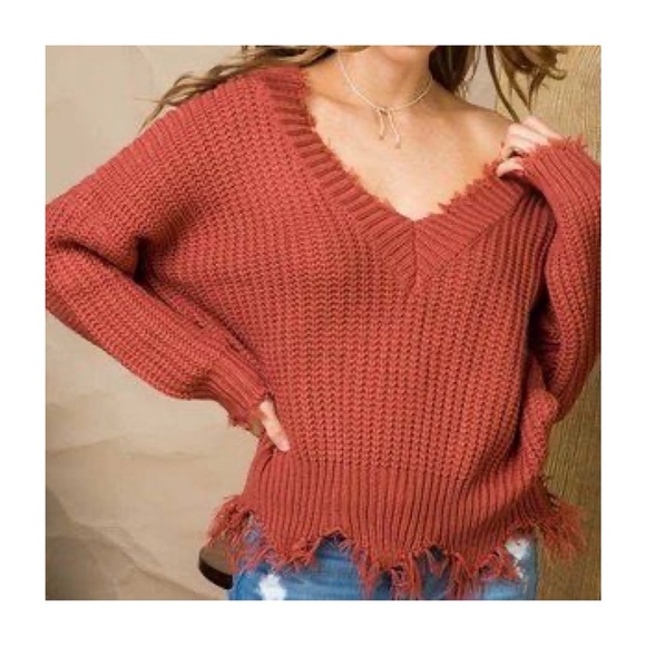 Staccato Women’s Distressed Hem Knitted Sweater Size Large - Picture 7 of 7